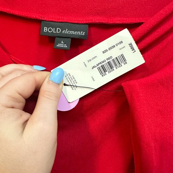 NWT Red Off-the-shoulder Top Size L - Picture 4 of 5